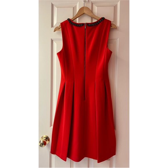 Karl Lagerfeld Chain Embellished Scuba Dress - Picture 3 of 6